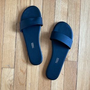 TKEES Alex leather slide sandal in Black Stone - size 9